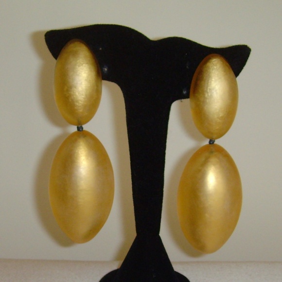 MONIES Frosted Lucite Over Gold Foil Dangle Clip-On Earrings - Picture 2 of 15
